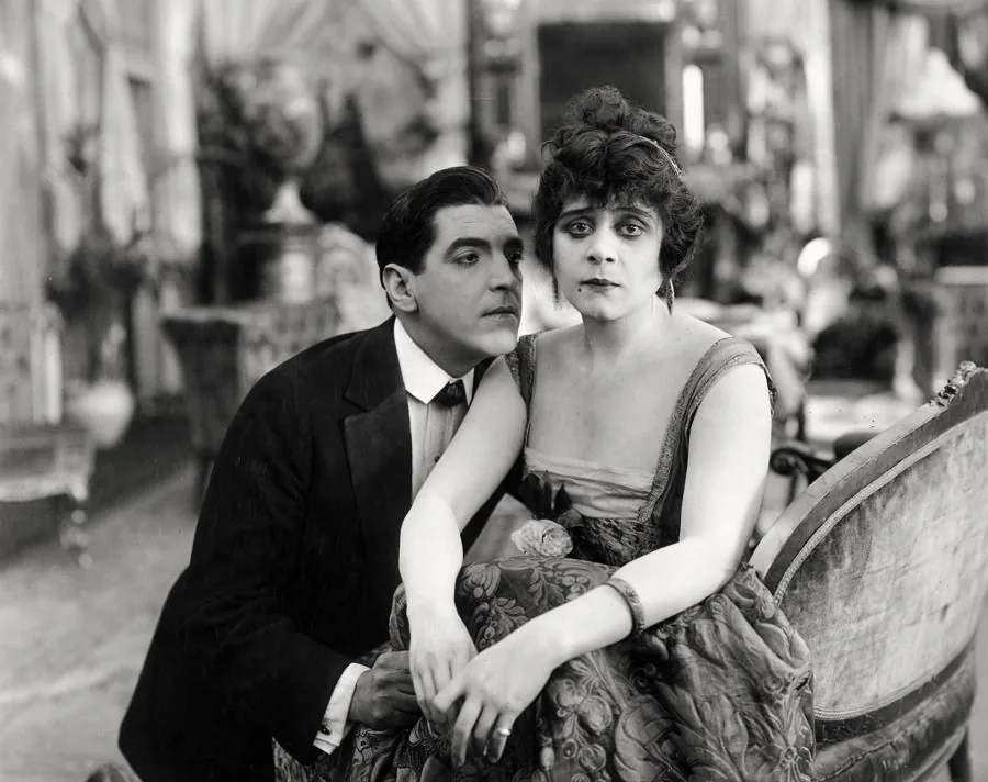 Theda Bara, publicity photograph, 1917, no credit on the print